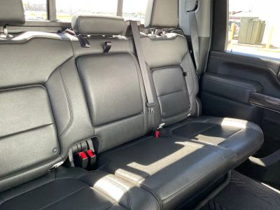 2023 Chevrolet Silverado 2500HD — photo 14 view