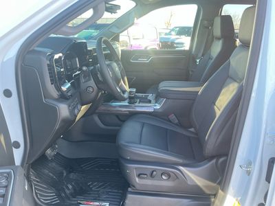 2026 Chevrolet Silverado 1500 — photo 10 view
