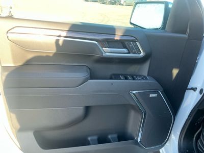 2026 Chevrolet Silverado 1500 — photo 16 view