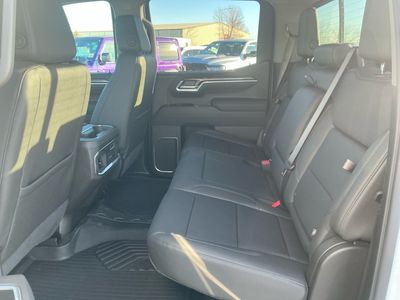 2026 Chevrolet Silverado 1500 — photo 17 view