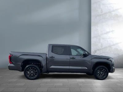 2026 Toyota Tundra 4WD — photo 7 view