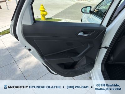 2023 Volkswagen Jetta - Photo 23