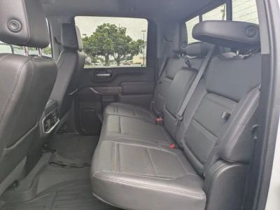 2021 GMC Sierra 3500HD — photo 13 view