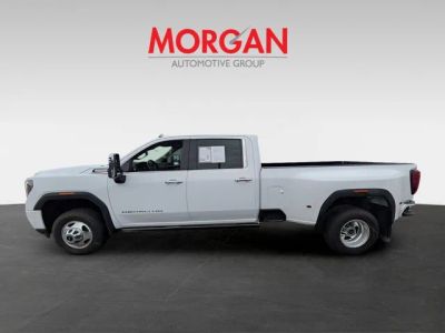2021 GMC Sierra 3500HD — engine compartment view