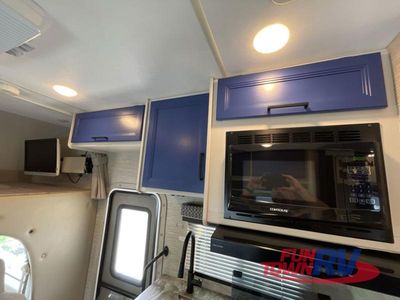 2023 Thor Motor Coach Chateau - Photo 22