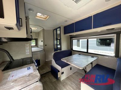 2023 Thor Motor Coach Chateau - Photo 16