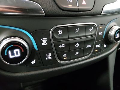 2024 Chevrolet Equinox — photo 17 view