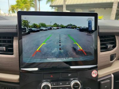 2023 Ford Expedition — photo 24 view
