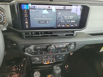 2026 Jeep Wrangler — photo 23 view