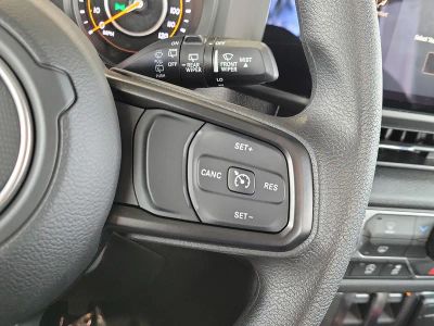 2026 Jeep Wrangler — photo 19 view