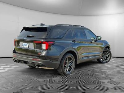 2026 Ford Explorer — detail view