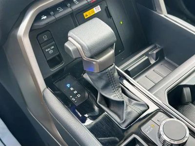 2024 Toyota Tundra 4WD — photo 27 view