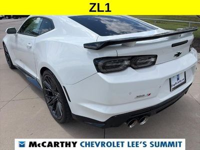 2019 Chevrolet Camaro - Photo 13