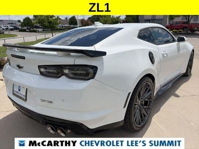 2019 Chevrolet Camaro - Photo 15