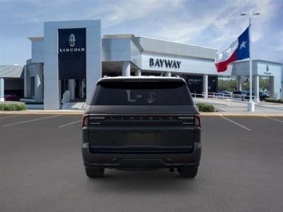 2026 Lincoln Navigator — detail view