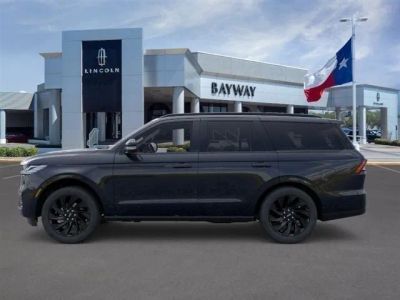 2026 Lincoln Navigator — rear three-quarter view