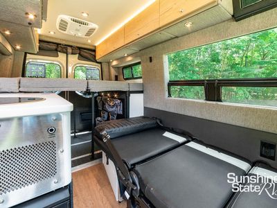 2025 Storyteller Overland - Photo 8