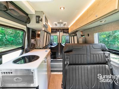2025 Storyteller Overland - Photo 2