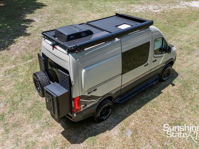 2025 Storyteller Overland - Photo 22