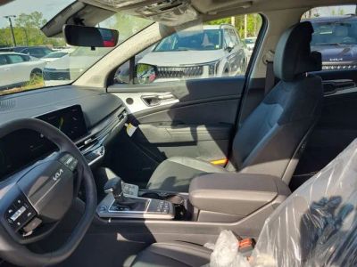 2026 Kia Sportage — photo 8 view