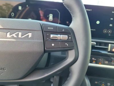 2026 Kia Sportage — photo 12 view
