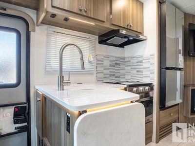2026 Coachmen Freelander - Photo 16