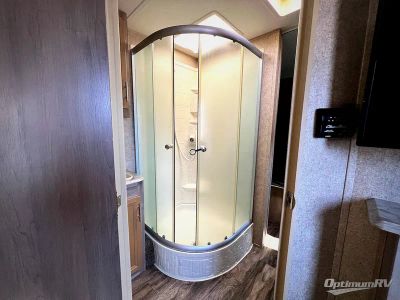 2019 Coachmen Catalina Trail Blazer — photo 15 view