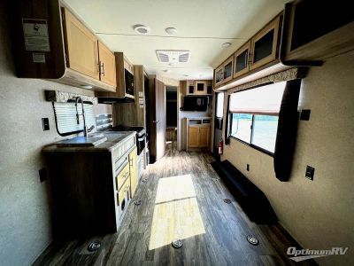2019 Coachmen Catalina Trail Blazer — photo 18 view