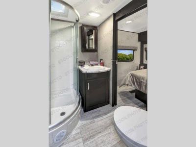 2018 Grand Design Imagine - Photo 2