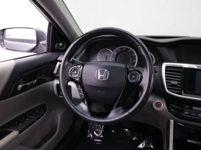 2016 Honda Accord Sedan — photo 30 view