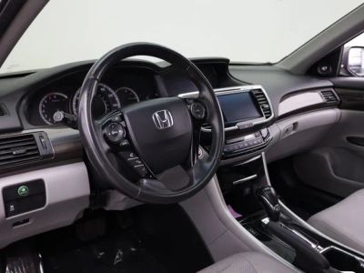 2016 Honda Accord Sedan — photo 12 view