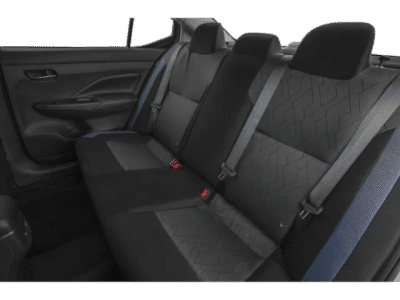 2025 Nissan Versa — photo 10 view