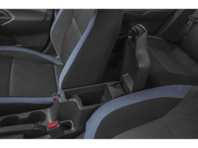 2025 Nissan Versa — photo 11 view