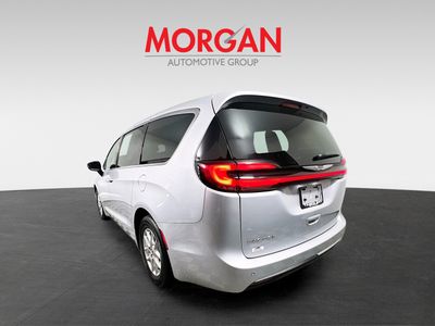 2024 Chrysler Pacifica - Photo 5