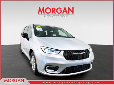 2024 Chrysler Pacifica - Photo 1