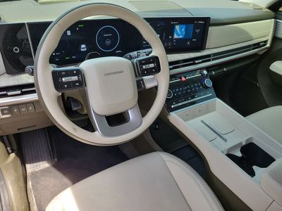 2025 Hyundai Santa Fe Hybrid - Photo 2