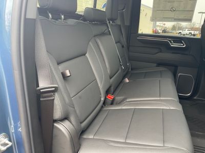 2026 Chevrolet Silverado 2500HD — photo 14 view