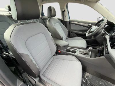 2026 Volkswagen Jetta — photo 12 view