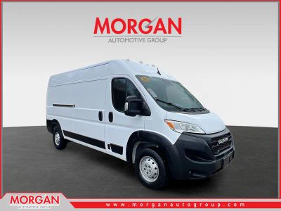 2023 Ram ProMaster 2500 High Roof in Bright White Clearcoat — front three-quarter view