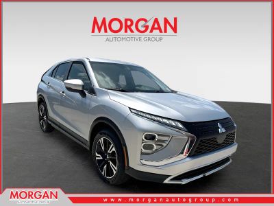 2024 Mitsubishi Eclipse Cross SE in White Diamond — front three-quarter view