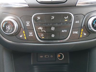 2023 Chevrolet Equinox - Photo 17