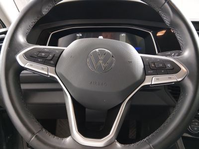 2024 Volkswagen Jetta — photo 12 view