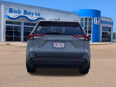 2021 Toyota RAV4 - Photo 4