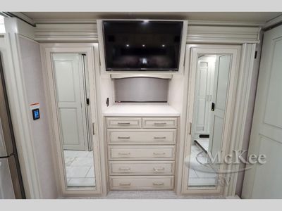 2025 Fleetwood RV Discovery LXE - Photo 63