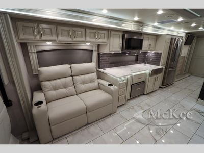2025 Fleetwood RV Discovery LXE - Photo 30