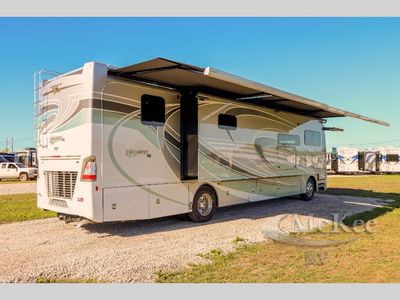 2025 Fleetwood RV Discovery LXE - Photo 8