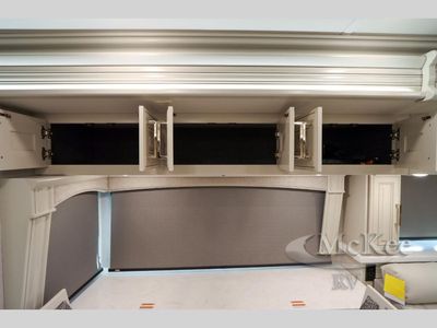 2025 Fleetwood RV Discovery LXE - Photo 43