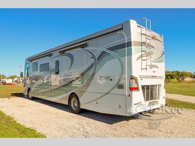 2025 Fleetwood RV Discovery LXE - Photo 5