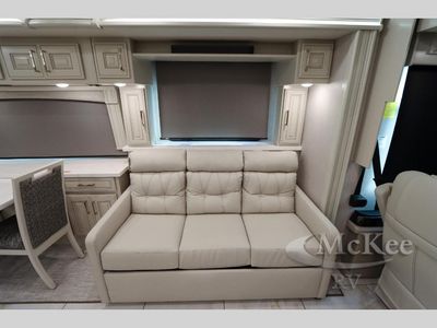 2025 Fleetwood RV Discovery LXE - Photo 35