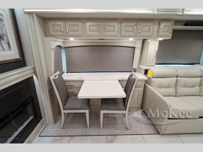 2025 Fleetwood RV Discovery LXE - Photo 42